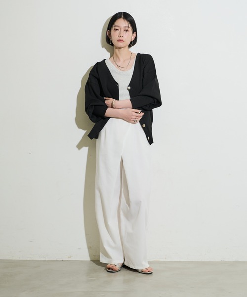 Shelly island（シェリーアイランド）の「ゴールド釦Vネックカーディガン（カーディガン/ボレロ・レディース・その他/ブラック/ピンク/ホワイト・FREE）」の21枚目の写真