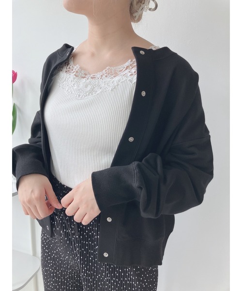 AS KNOW AS plus（アズノゥアズプラス）の「◎ゴージャスレースタンクトップ（タンクトップ・レディース・ミント/ブラック/グレイッシュベージュ/サックスブルー/オフホワイト/イエロー/ホワイト×ブラック/レッド/ベージュ系/ブラウン・FREE）」の2枚目の写真