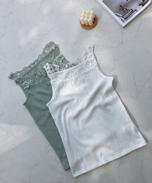 AS KNOW AS plus（アズノゥアズプラス）の「◎ゴージャスレースタンクトップ（タンクトップ・レディース・ミント/ブラック/グレイッシュベージュ/サックスブルー/オフホワイト/イエロー/ホワイト×ブラック/レッド/ベージュ系/ブラウン・FREE）」の15枚目の写真