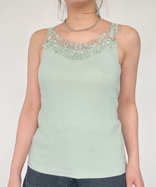 AS KNOW AS plus（アズノゥアズプラス）の「◎ゴージャスレースタンクトップ（タンクトップ・レディース・ミント/ブラック/グレイッシュベージュ/サックスブルー/オフホワイト/イエロー/ホワイト×ブラック/レッド/ベージュ系/ブラウン・FREE）」の19枚目の写真