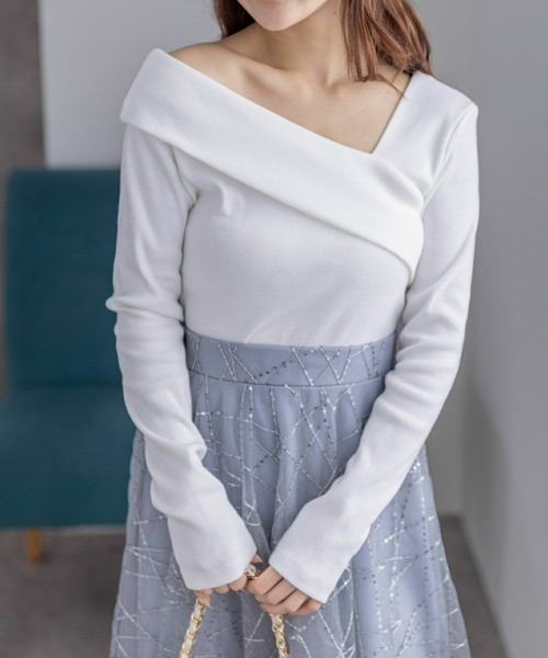 clear（クリア）の「≪再入荷≫クロスリブカットソー[オフィスカジュアル 着回し抜群 大人]（Tシャツ/カットソー・レディース・オフホワイト/ブラック/サックスブルー/ピンク/ベージュ/ミント/サーモンピンク/レッド・F）」の2枚目の写真