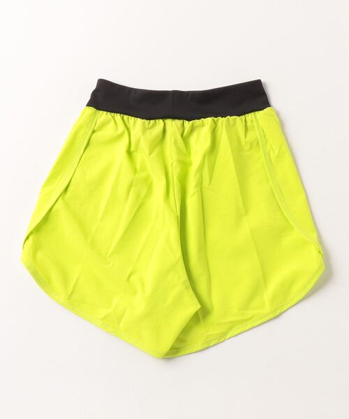 Reebok(リーボック)の「ラックス ウーブン ショーツ / LUX WOVEN SHORT(その他パンツ・レディース・イエロー/ピンク/ブラック・LARGE/MEDIUM/SMALL/XX-LARGE/X-LARGE/X-SMALL)」の19枚目の写真