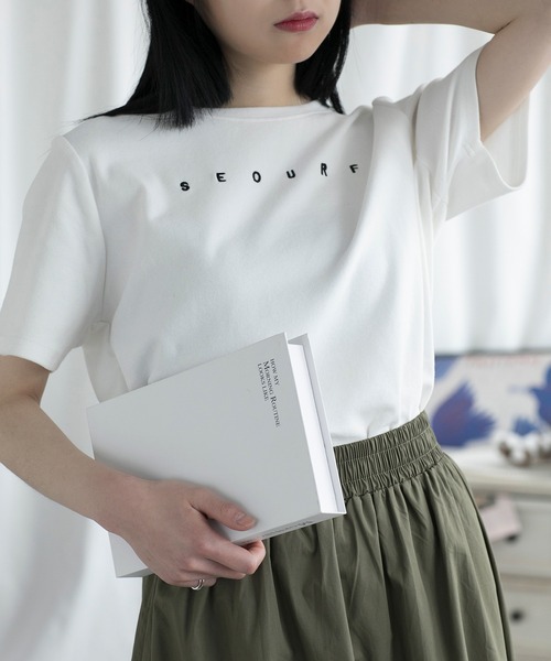 aimoha(アイモハ)の「ロゴ刺繍Tシャツ (SS)(Tシャツ/カットソー・レディース・ホワイト/ブラック・FREE)」の3枚目の写真