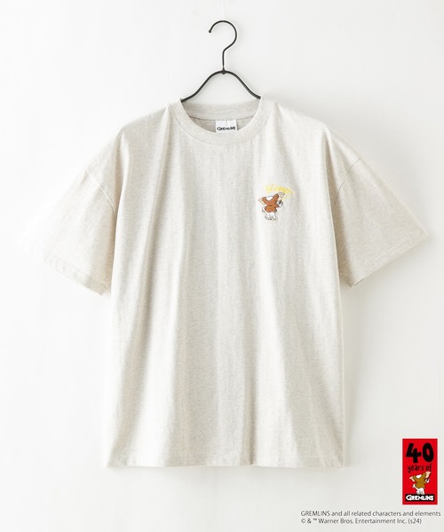 JEANS MATE（ジーンズメイト）の「グレムリン オリジナルデザインTシャツ ギズモ　ドロップショルダー ビッグシルエット　ユニセックス（Tシャツ/カットソー・メンズ・ブルー系その他/グレー系その他2/ベージュ系その他/ホワイト系その他2・X-LARGE/LARGE/SMALL/MEDIUM）」の14枚目の写真