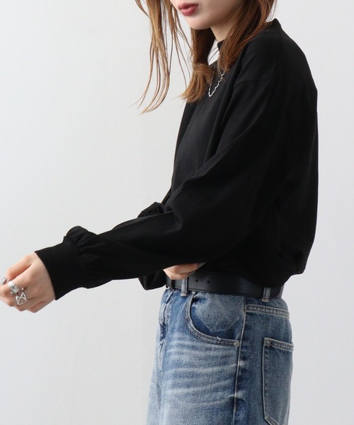 atONE(アットワン)の「atONE モックネックボリューム袖ロンT(Tシャツ/カットソー・レディース・ブラック/オフホワイト/ライトベージュ・M-L/4L~5L/LL~3L)」の11枚目の写真