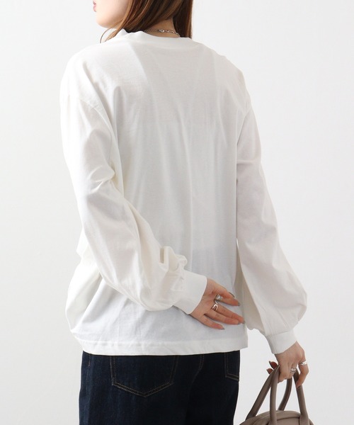 atONE(アットワン)の「atONE モックネックボリューム袖ロンT(Tシャツ/カットソー・レディース・ブラック/オフホワイト/ライトベージュ・M-L/4L~5L/LL~3L)」の7枚目の写真