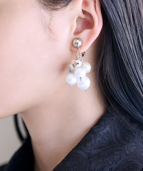 HARE（ハレ）の「パールミックスイヤリング(HARE)（イヤリング・レディース・ホワイト・FREE）」の5枚目の写真