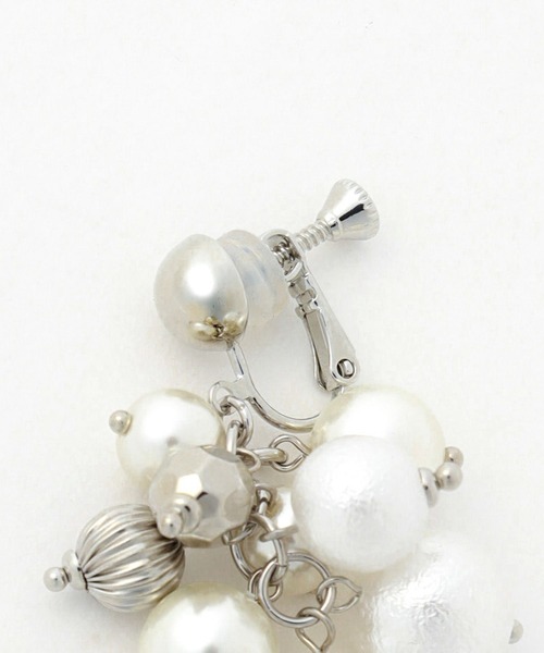 HARE（ハレ）の「パールミックスイヤリング(HARE)（イヤリング・レディース・ホワイト・FREE）」の8枚目の写真