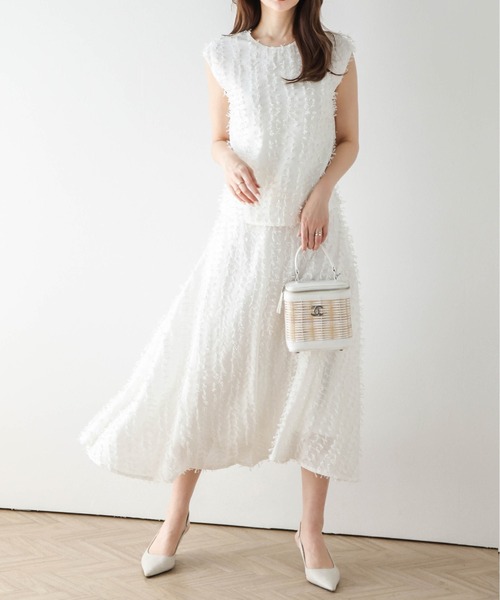 AMELY(エミリー)の「リボンフリンジセットアップ(セットアップ・レディース・ブラック/ホワイト・M/L)」の4枚目の写真