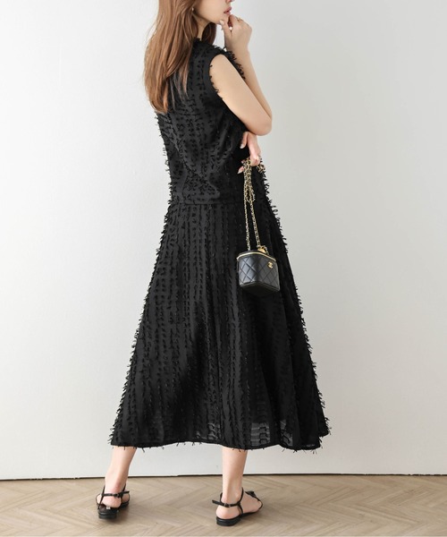 AMELY(エミリー)の「リボンフリンジセットアップ(セットアップ・レディース・ブラック/ホワイト・M/L)」の12枚目の写真