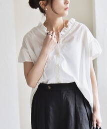 quaranciel:〈手洗い可能〉コットン フリルネック フレアスリーブ ブラウス