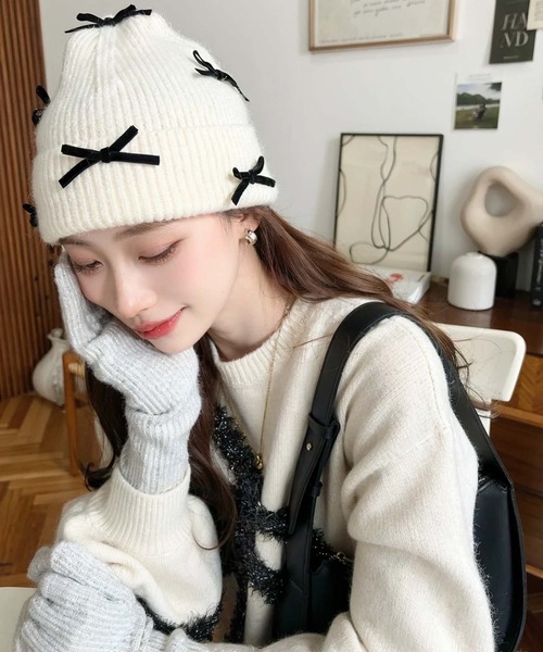 moment+(モーメントプラス)の「チュールリボン or ベロアリボン付きアソートリブニット帽(ニットキャップ/ビーニー・レディース・ブラック/グレー/アイボリー/ホワイト系その他/ブラック系その他/グレー系その他・FREE)」の11枚目の写真