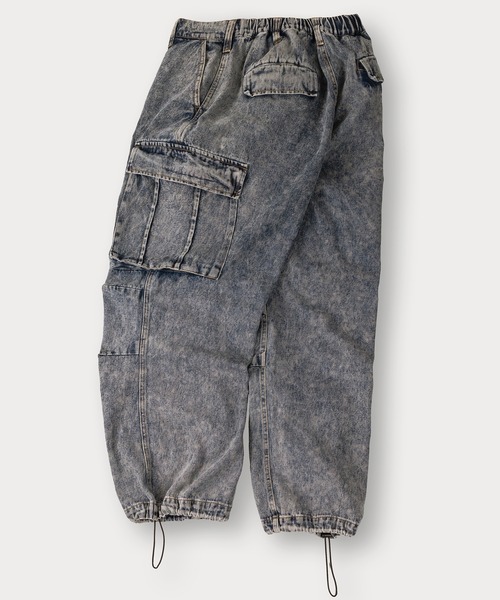 SlashDate（スラッシュデイト）の「ヴィンテージ ケミカルウォッシュ ワイドカーゴ デニムパンツ（カーゴパンツ・メンズ・ライトインディゴブルー/ブラック系その他/ブラック・M/L）」の22枚目の写真