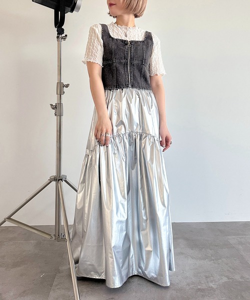 apres jour mignon(アプレジュールミニョン)の「シアートップス×デニムビスチェセット【ZOZOTOWN限定アイテム】(その他トップス・レディース・ブルー/ブラック・X-LARGE/フリー)」の9枚目の写真