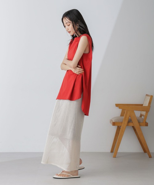 NANO universe（ナノユニバース）の「ショルダータックノースリーブカットトップス（Tシャツ/カットソー・レディース・レッド/ホワイト/ブラック・FREE）」の7枚目の写真