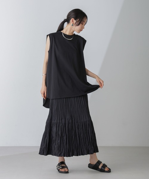 NANO universe（ナノユニバース）の「ショルダータックノースリーブカットトップス（Tシャツ/カットソー・レディース・レッド/ホワイト/ブラック・FREE）」の22枚目の写真