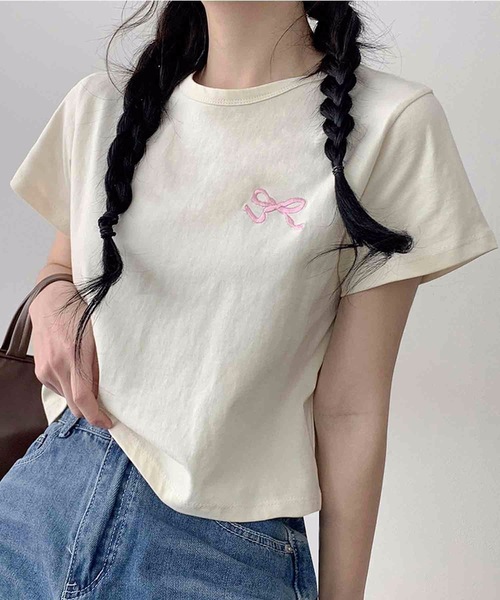 Nyu(ニュウ)の「リボンデザインTシャツ(Tシャツ/カットソー・レディース・アイボリー/ホワイト・FREE)」の9枚目の写真