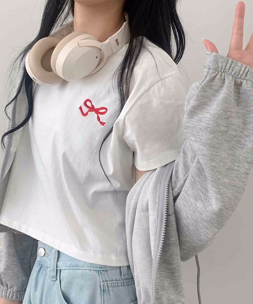 Nyu(ニュウ)の「リボンデザインTシャツ(Tシャツ/カットソー・レディース・アイボリー/ホワイト・FREE)」の11枚目の写真