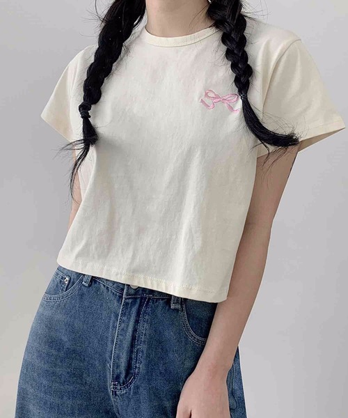 Nyu(ニュウ)の「リボンデザインTシャツ(Tシャツ/カットソー・レディース・アイボリー/ホワイト・FREE)」の8枚目の写真