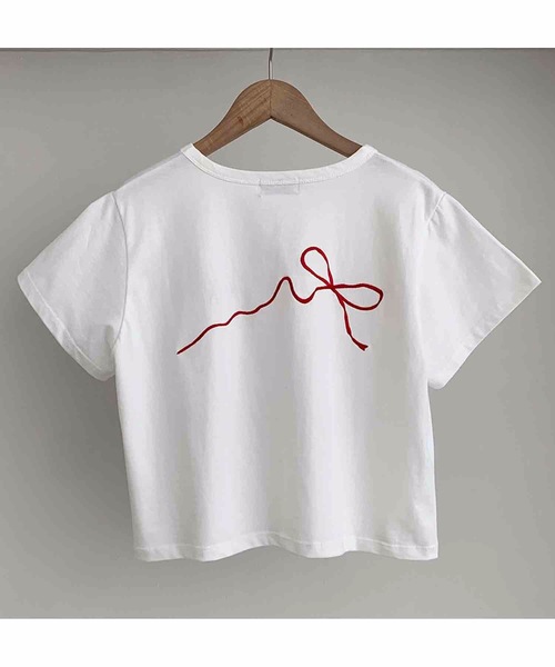 Nyu(ニュウ)の「リボンデザインTシャツ(Tシャツ/カットソー・レディース・アイボリー/ホワイト・FREE)」の4枚目の写真