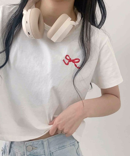 Nyu(ニュウ)の「リボンデザインTシャツ(Tシャツ/カットソー・レディース・アイボリー/ホワイト・FREE)」の12枚目の写真