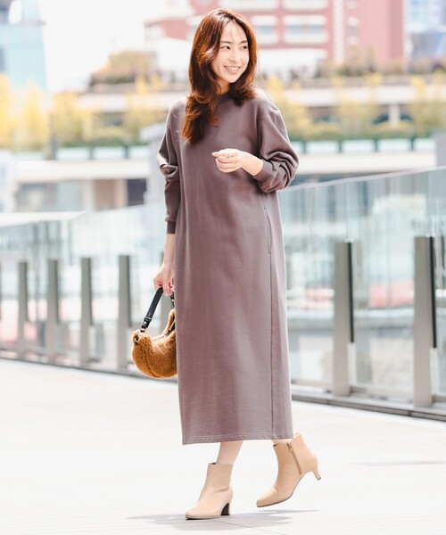 B:MING by BEAMS（ビーミングバイビームス）の「袖フォルム 裏毛 ワンピース（ワンピース・レディース・ホワイト系その他5/チャコールグレー/ブラック・MEDIUM/SMALL）」の4枚目の写真