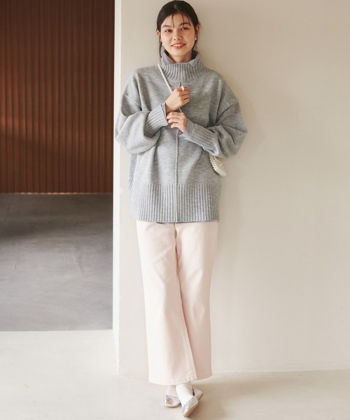 ROPE' PICNIC（ロペピクニック）の「センターラインミドル丈ハイネックニットプルオーバー/帯電防止・洗濯機OK・リンクコーデ（ニット/セーター・レディース・ライトグレー/レッド/キナリ/ブラック/ブルー系その他4/ブルー系その他5・38）」の12枚目の写真