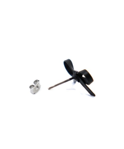 at.(アット)の「【at.】ryoco シロクロリボンピアス(ピアス(両耳用)・レディース・ブラック/ホワイト・FREE)」の5枚目の写真