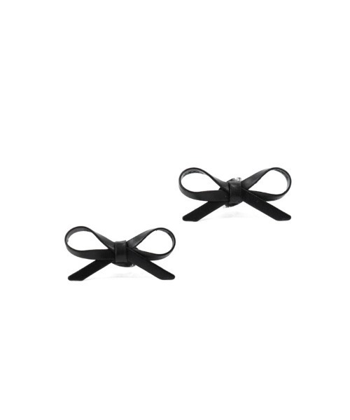 at.(アット)の「【at.】ryoco シロクロリボンピアス(ピアス(両耳用)・レディース・ブラック/ホワイト・FREE)」の3枚目の写真