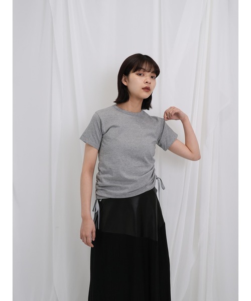 Enewd nina（エニュードニーナ）の「【ZOZO限定】リボン ドロー Tシャツ トップス カットソー 半袖 ギャザー（Tシャツ/カットソー・レディース・ホワイト/ブラック/グレー・FREE）」の5枚目の写真