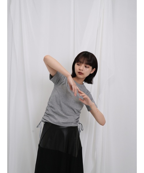 Enewd nina（エニュードニーナ）の「【ZOZO限定】リボン ドロー Tシャツ トップス カットソー 半袖 ギャザー（Tシャツ/カットソー・レディース・ホワイト/ブラック/グレー・FREE）」の10枚目の写真