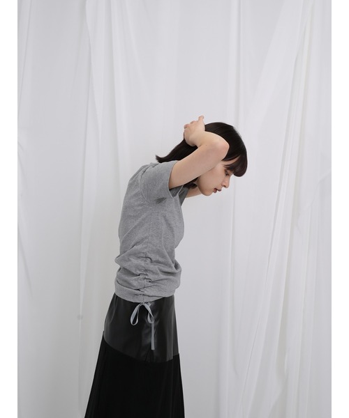 Enewd nina（エニュードニーナ）の「【ZOZO限定】リボン ドロー Tシャツ トップス カットソー 半袖 ギャザー（Tシャツ/カットソー・レディース・ホワイト/ブラック/グレー・FREE）」の12枚目の写真