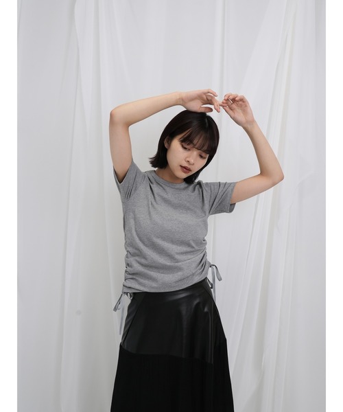 Enewd nina（エニュードニーナ）の「【ZOZO限定】リボン ドロー Tシャツ トップス カットソー 半袖 ギャザー（Tシャツ/カットソー・レディース・ホワイト/ブラック/グレー・FREE）」の15枚目の写真