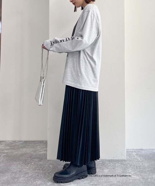 fredy emue（フレディエミュ）の「【GOOD ROCK SPEED/グッドロックスピード】LIFE PHOTO ロンT（Tシャツ/カットソー・レディース・ライトグレー/ブラック/オフホワイト・FREE）」の12枚目の写真