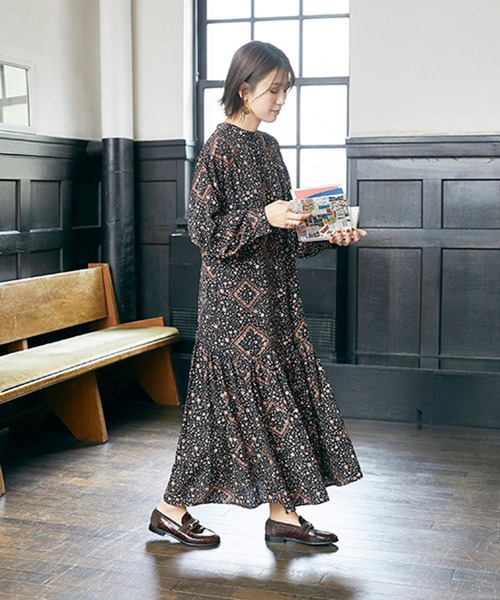 新品】スタディオクリップ 花柄ワンピース いたずらっぽい 