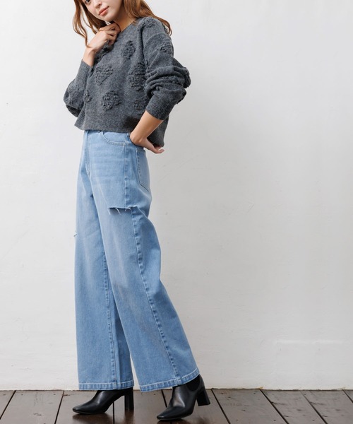 mili an deni(ミリアンデニ)の「ダメージストレートパンツ(デニムパンツ・レディース・ブラック/サックスブルー/ブルー・M)」の7枚目の写真