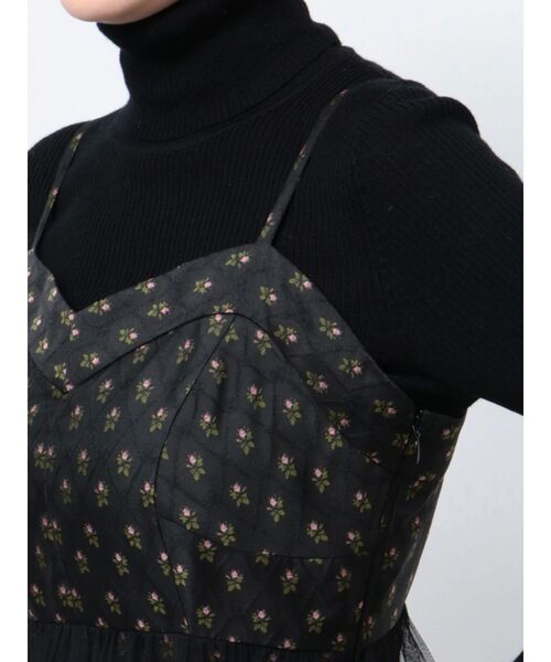 CALNAMUR(カルナムール)の「ジャガードシアーレイヤードドレス(ワンピース・レディース・ブラック/ネイビー・SMALL/MEDIUM)」の11枚目の写真