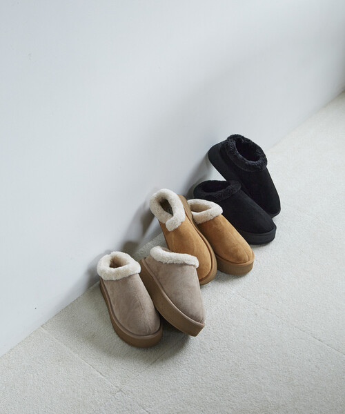 FREAK'S STORE(フリークスストア)の「エコファーミュール/フェイクムートンシューズ(その他シューズ・レディース・ブラック/キャメル/ベージュ・36/37/38)」の4枚目の写真