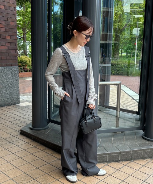 ISOOK（アイスー）の「【ISOOK / アイスー】袖シャーリングトップス  / ギャザー 長袖 ロンT シアートップス レイヤード 無地 春服 春トップス アイボリー ブルー グレー ZOZOTOWN限定（Tシャツ/カットソー・レディース・アイボリー/ブルー/グレー・FREE）」の18枚目の写真