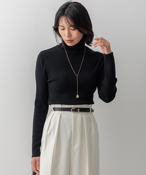 【Oggi1月号/CLASSY.11月号掲載】ウーステッドウール リブタートルネック ニット（ニット/セーター）｜23区（ニジュウサンク） 11,070円