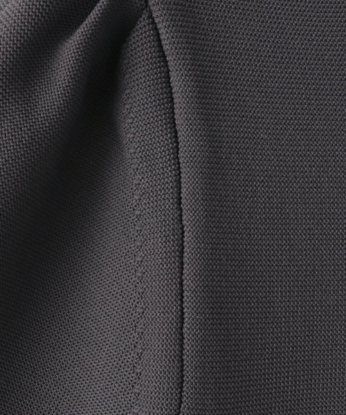 e/rm(イーアールエム)の「【e/rm】ボリュームスリーブニットワンピース(ワンピース・レディース・ブラウン/チャコールグレー・FREE)」の17枚目の写真