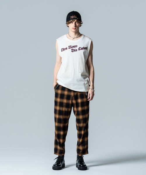 glamb(グラム)の「Grunge Sleeveless T-Shirt / グランジスリーブレスTシャツ(タンクトップ・メンズ・ブラック/ホワイト・S/M/L)」の11枚目の写真