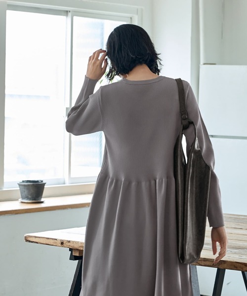 STYLE DELI(スタイルデリ)の「スポンディッシュ立体スカートワンピース(ワンピース・レディース・ライトグレー/ブルー系その他/ネイビー・MEDIUM/SMALL)」の14枚目の写真