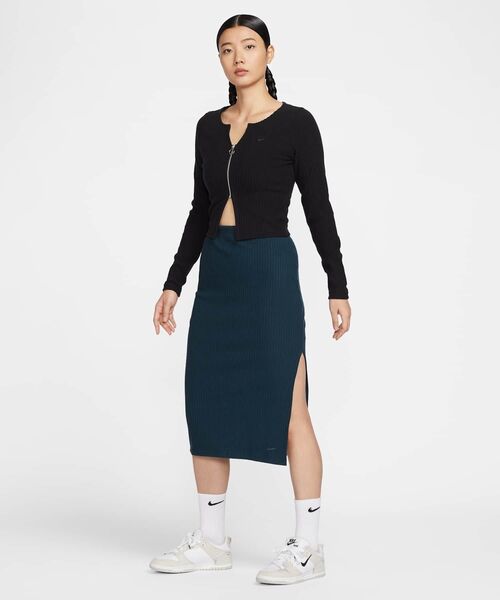 最新スカート！☆話題沸騰中☆Nike Sportswear☆選べる２色 ◇NIKE◇Sports Wear chill knit Skirt 韓国発 送料税込 2色
