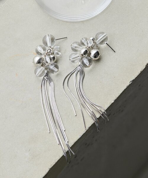ear PAPILLONNER(イアパピヨネ)の「《WEB&一部店舗限定》コスモスロングピアス(ピアス(両耳用)・レディース・シルバー・FREE)」の8枚目の写真