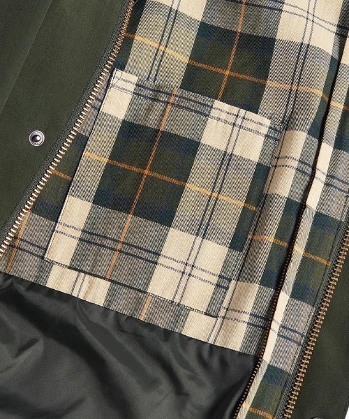 Barbour(バブアー)の「Barbour Classic Bedale Showerproof Jacket(バブアー ビデイル 2レイヤー ブルゾン)(ブルゾン・メンズ・ネイビー/グリーン・34/36/38/40/42)」の5枚目の写真