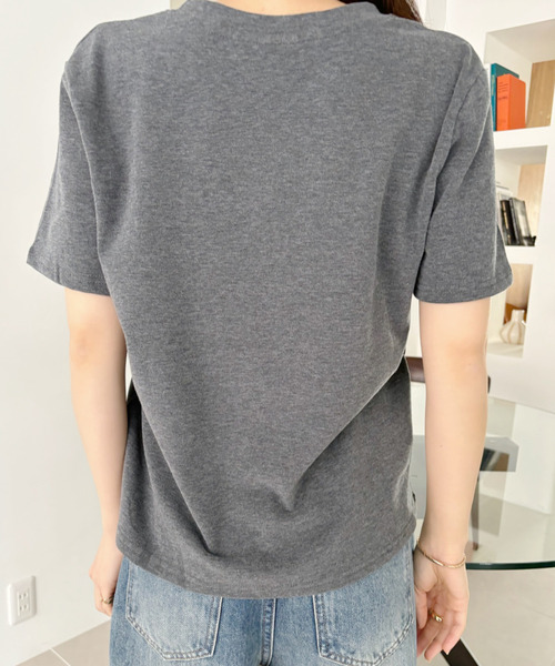 Ada.(エイダ)の「表面感 ロゴ ベーシック Tシャツ(Tシャツ/カットソー・レディース・ホワイト/ブラウン/レッド/グレー・FREE)」の22枚目の写真