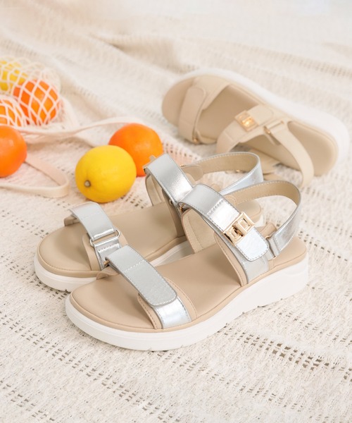 MODE KAORI(モードカオリ)の「ダブルベルクロスポーツサンダル/21529(サンダル・レディース・ブラック/ライトベージュ/シルバー・22.5cm/23cm/23.5cm/24cm/24.5cm/25cm)」の1枚目の写真