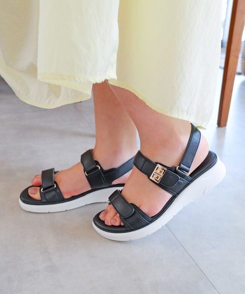 MODE KAORI(モードカオリ)の「ダブルベルクロスポーツサンダル/21529(サンダル・レディース・ブラック/ライトベージュ/シルバー・22.5cm/23cm/23.5cm/24cm/24.5cm/25cm)」の22枚目の写真