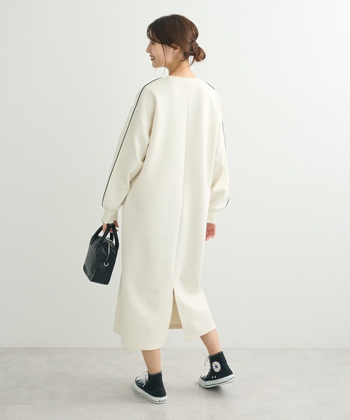 Green　Parks（グリーンパークス）の「ハーフZIPトラックワンピース（ワンピース・レディース・チャコールグレー/アイボリー・FREE）」の5枚目の写真